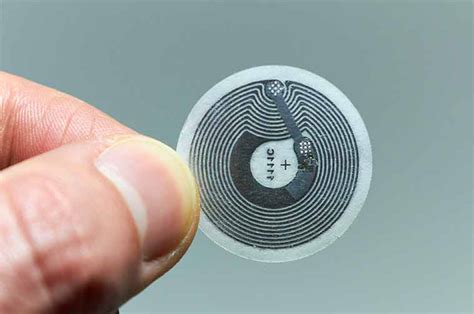 semi passive rfid tag|examples of active rfid tags.